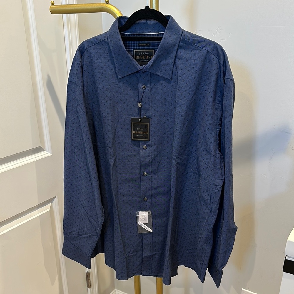 Jos. A. Bank Men’s Navy Patterned Dress Shirt